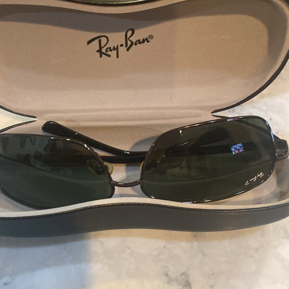 Ray-Ban sunglasses - Picture 2 of 6